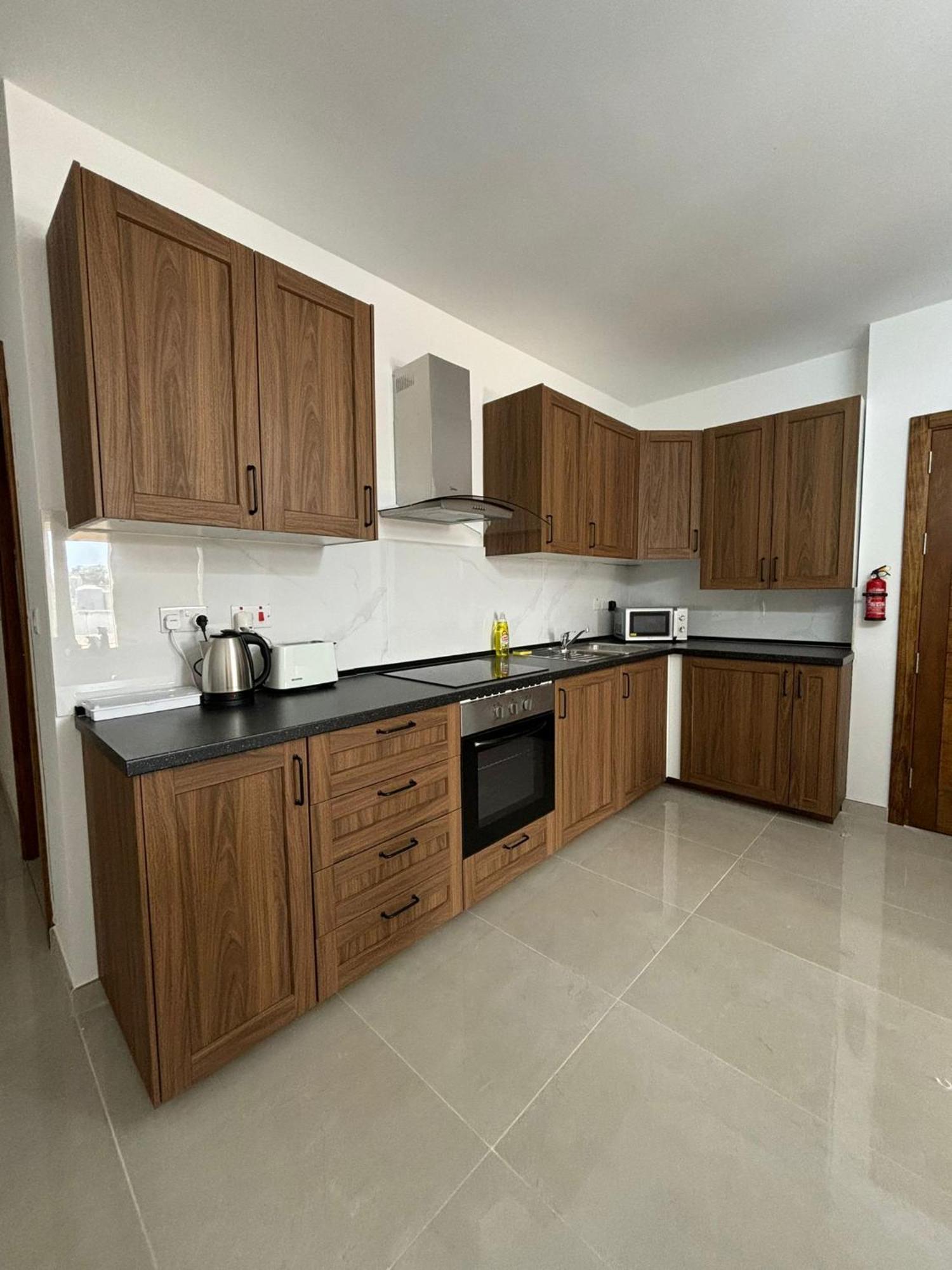 Luxe Living - Modern 3 Bedroom Apartamento *